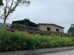 -峨眉山报国寺