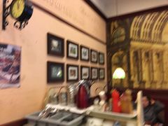 -玛格萝妮比萨屋(四平店)