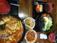 -米屋石锅拌饭(师大店)