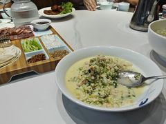 -乔家小院•非遗驴肉•本地小海鲜(滨河路店)
