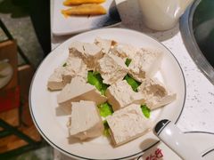 -三人行骨头王火锅(长寿店)