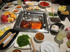 -海底捞火锅鲜切牛肉主题店(长寿路店)