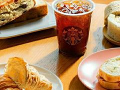 -星巴克臻选(莘庄仲盛店)