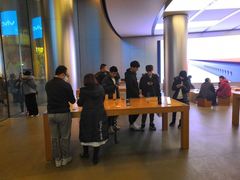 -Apple零售店(华贸购物中心店)
