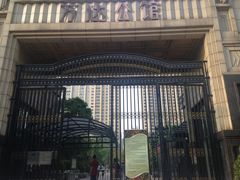 -思迈威健身(积玉桥万达店)