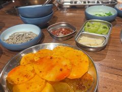 -明洞阿姨·韩式酱蟹烤肉·创意料理(三元桥店)