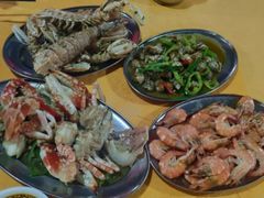 -四川小胡子海鲜(丁村万人海鲜广场店)