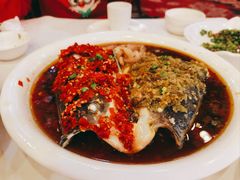 双色蒸鱼头-翠清酒家(万丰路店)