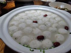 鱼丸汤-黄泥岗·地道湖北菜(奥特莱斯店)