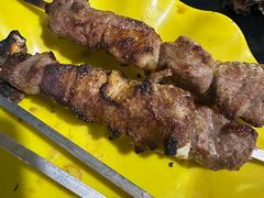 -烤肉小伙烤肉店