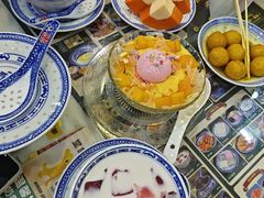 -广信牛奶甜品世家(台东店)