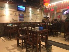 大堂-百味地锅鸡(财校分店)
