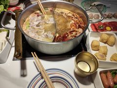 -海底捞火锅(银泰中心店)