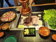 -臻牛烤肉