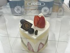 -巴黎贝甜·生日蛋糕(环球中心店)
