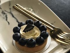 -UNI UNI(环亚凯瑟琳店)