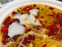 椒香沸腾鱼-潮界(虹桥新天地店)