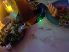 -樱花里音乐餐吧·牛扒椰子鸡(东圃店)