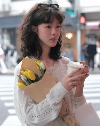 -十六番发型师事务所