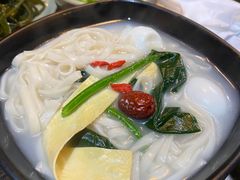 -滇釜火锅·能喝汤的火锅(车公庄店)