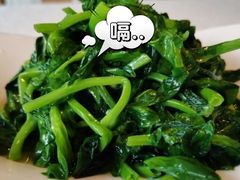青炒豌豆尖-辣婆婆(航天桥店)