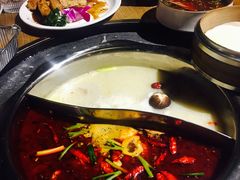 -三人行骨头王火锅(长寿店)
