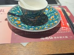 -尚尚仙·酸汤猪手·猪肚鸡火锅(华联万柳购物中心店)