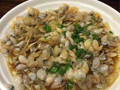 -春天里·老街坊餐厅(港隆广场店)