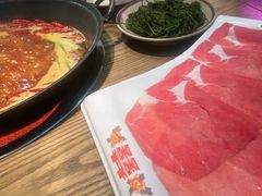 -巴卤社老火锅(财富店)