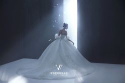 -薇薇新娘婚纱摄影(跃进北路店)