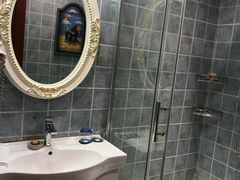 -东方绿舟酒店-停车场