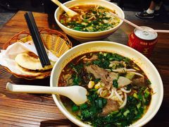 -遵义虾子张六羊肉粉(地王店)
