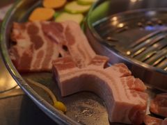 -哈哈碳都·牛肋条无限自助烤肉(台江万达店)