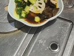 -马路牙子烧烤馄饨酒馆(望京店)