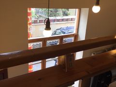 靠窗位-长颈鹿咖啡(大学路店)