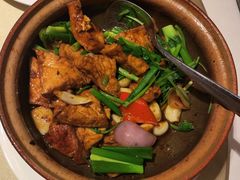 -八府香鸭·啫啫煲(华山路店)