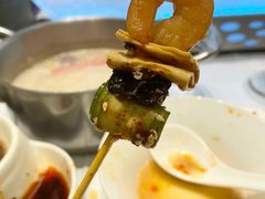 红鼎上上签-红鼎豆捞·非遗鲍皇汤火锅(宝丰路店)