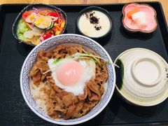 -牛気·越光米牛肉饭(水游城店)