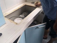 -中央商场维修(东明路店)