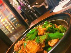 天柱山辣椒炒黑毛猪肉-山里亲戚(淞虹路店)