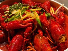 鲜椒姜仔小龙虾-小河盐帮·私家菜·烤鸭(三元桥·霄云路店)