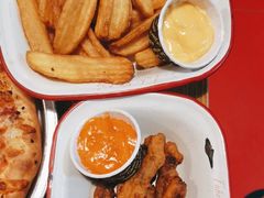 -Tube station站点比萨(王府井百货店)