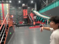 -极限PLAY运动娱乐新世界·团建派对潮玩休闲馆·室内蹦极高空游乐园