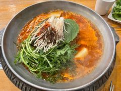 -喇喇排骨火锅·传统韩式脊骨汤(望京西园总店)