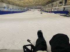-乔波室内滑雪场