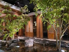 -萨拉伯尔(燕莎友谊商城店)