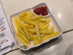 -汤姆家的牛排意面披萨(新城市广场店)