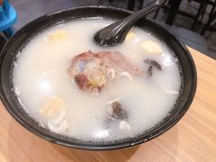大骨粉丝汤-小杨生煎(萧山机场店)