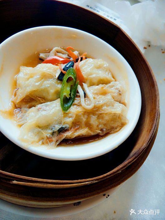 名城煲王(虹桥店)鲍汁腐皮卷图片 - 第1张