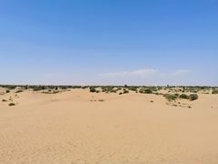 -亿利库布其七星湖沙漠生态旅游区